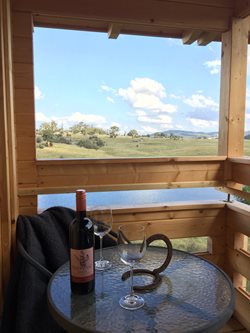 Eucumbene Trout Farm Lakeview Cottage verandah outdoor dining